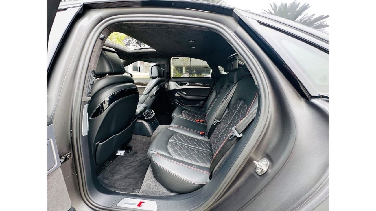Audi S8 TFSI quattro Plus AED 3,000 EMI | AUDI | S-8 PLUS QUATRO | 2016 | 4.0L | FULL SERVICE HISTORY | 0% D