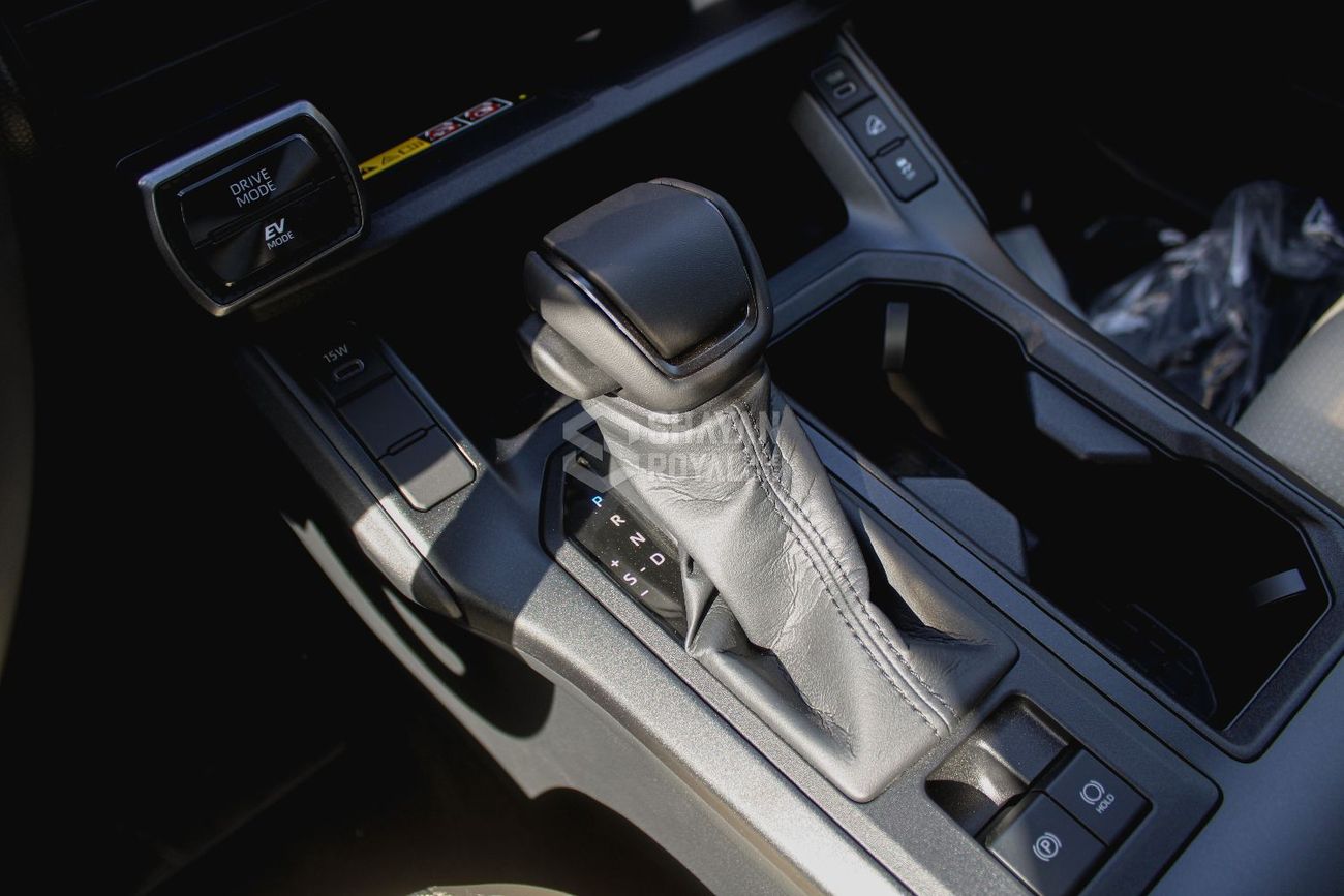تويوتا راف ٤ 2.5L HYBRID XLE-G AWD AT 2026MY