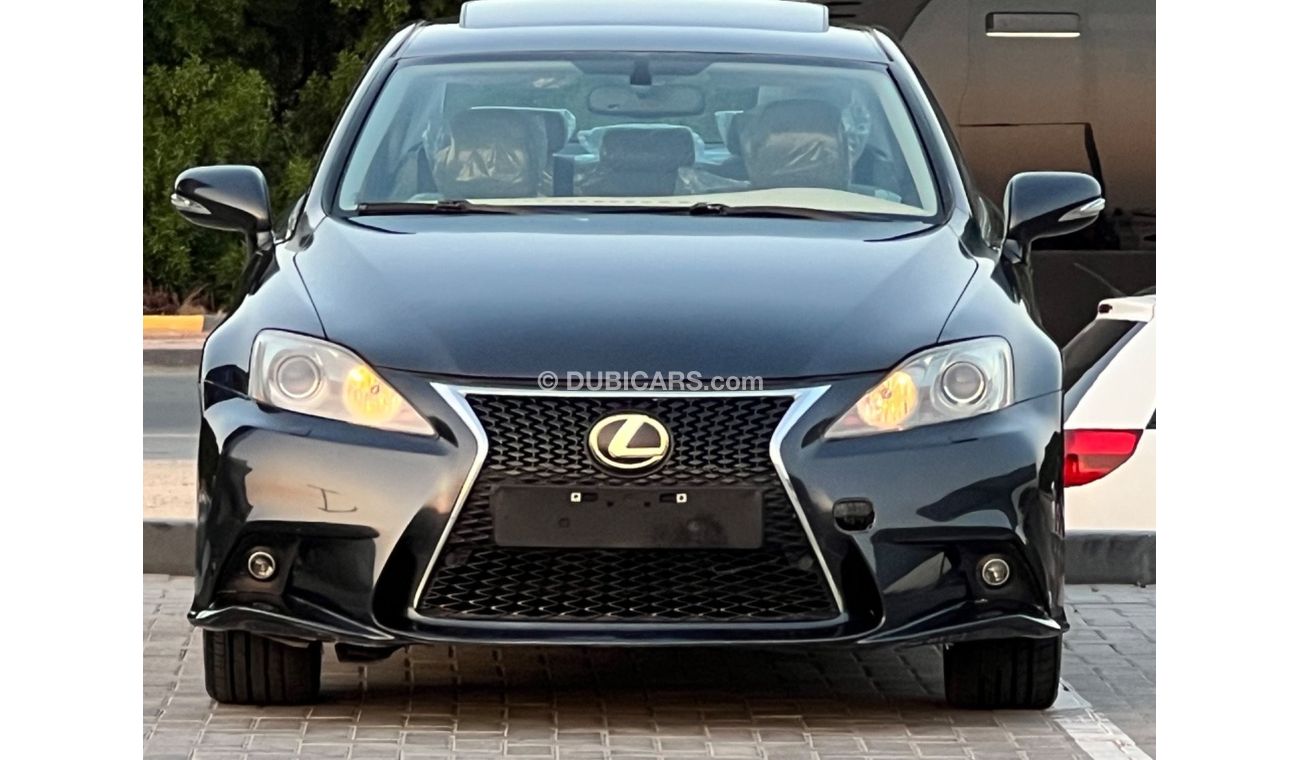 Lexus IS350