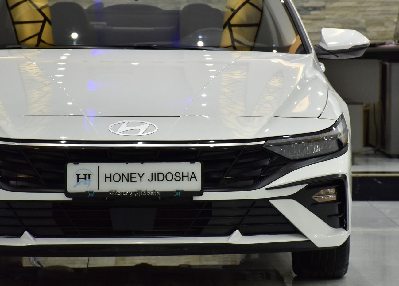 Hyundai Elantra EXCELLENT DEAL for our Hyundai Elantra ( 2024 Model ) in White Color Chinese Specs