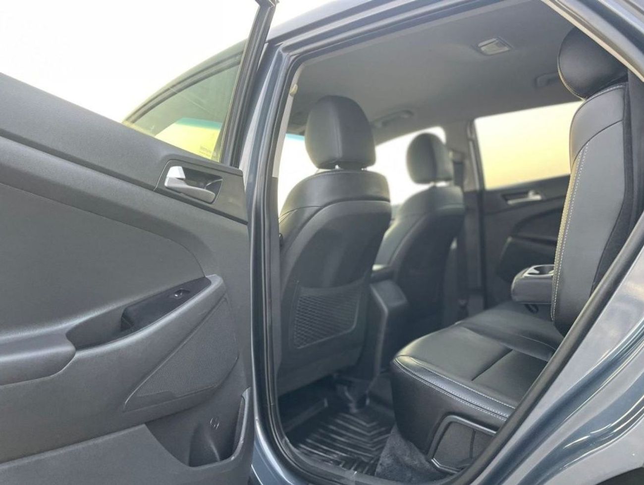 Hyundai Tucson 2019 Hyundai Tucson SEL GDi With Lane Assist - 2.0L V4 - AWD 4x4 - Leather Seats - 93,500 Mileage