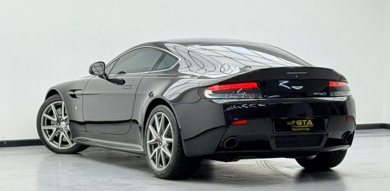 Aston Martin Vantage V8 S 4.7L 2013 Aston Martin Vantage S, Aston Martin Warranty+Full Service History, GCC