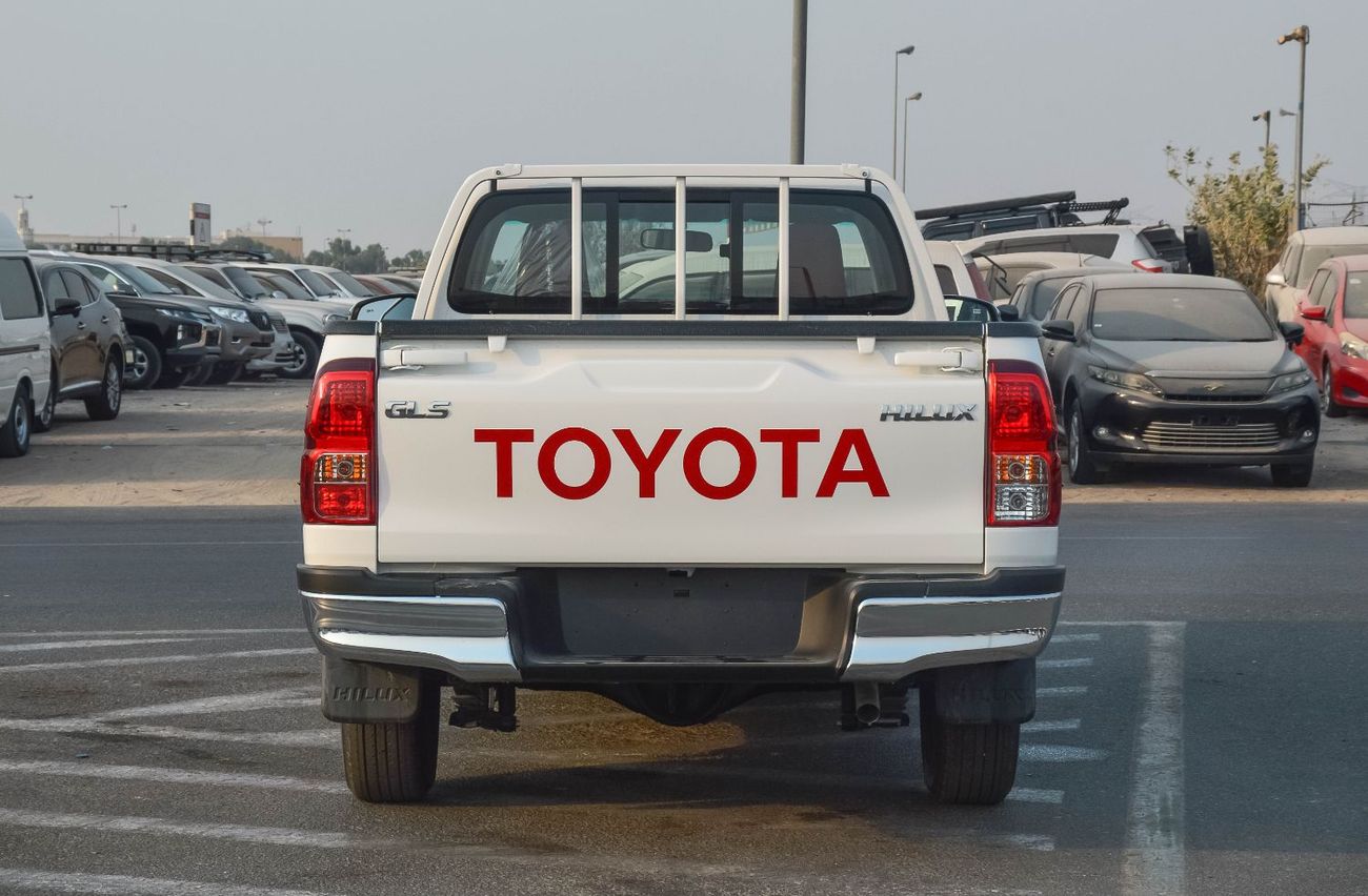 تويوتا هيلوكس TOYOTA HILUX 2.7L RWD PETROL PICKUP 2025