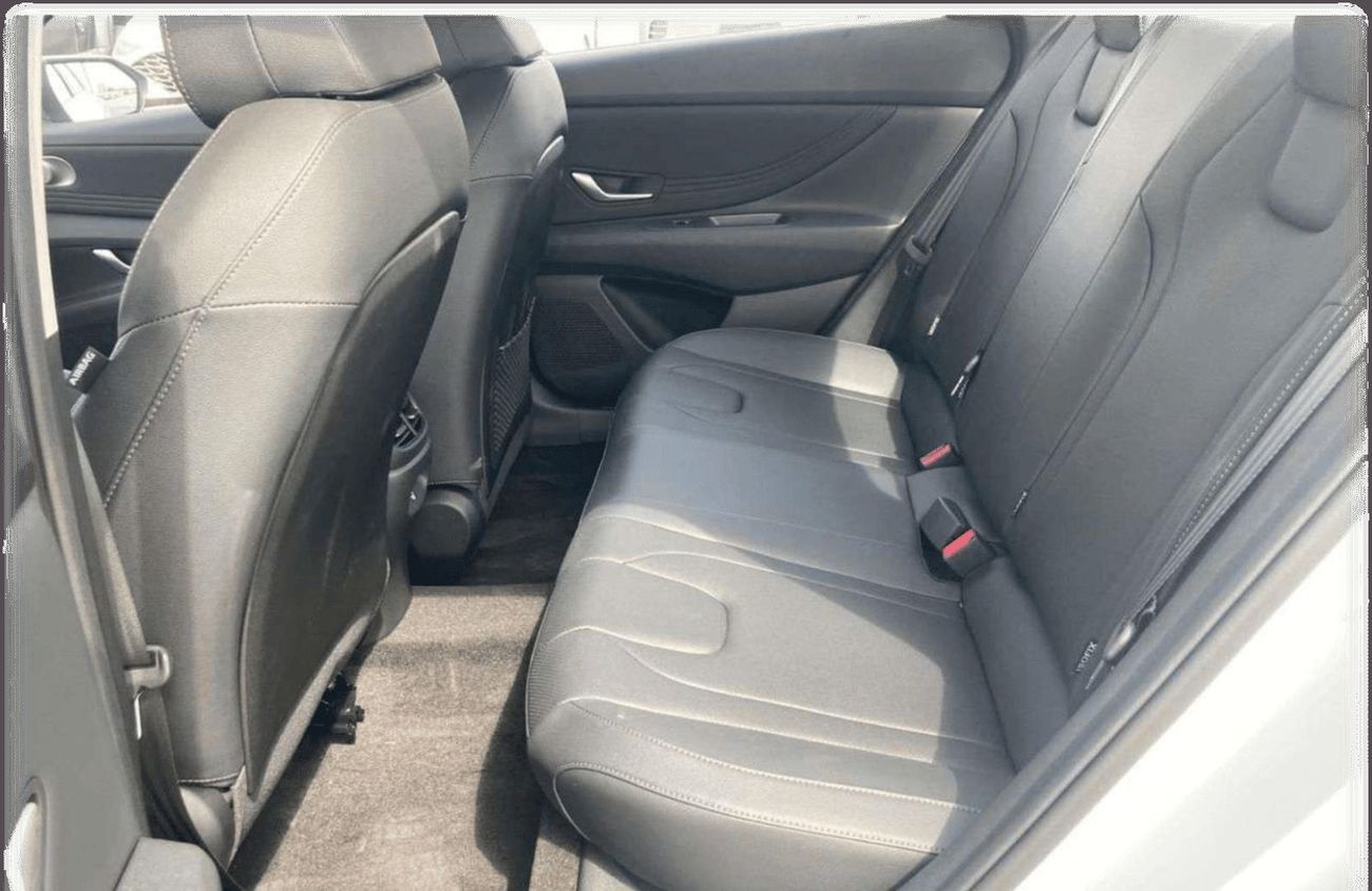 Hyundai Elantra HYUNDA ELENTRA 1.5L MY2025