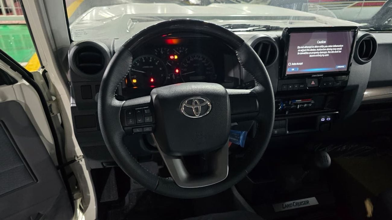 تويوتا لاند كروزر 70 Std 4.0L 4WD