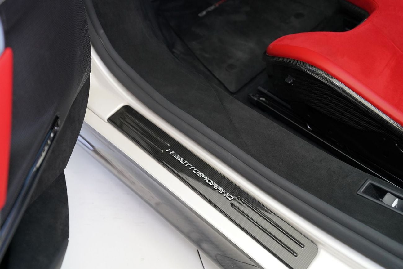 Ferrari SF90 Spider ASSETTO FIORANO