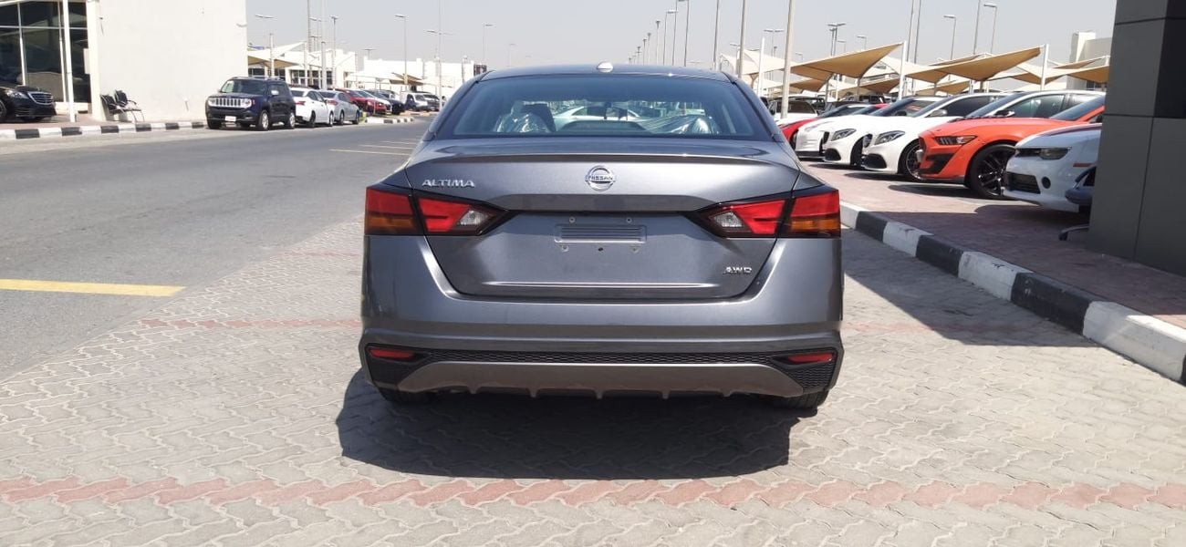 Nissan Altima S