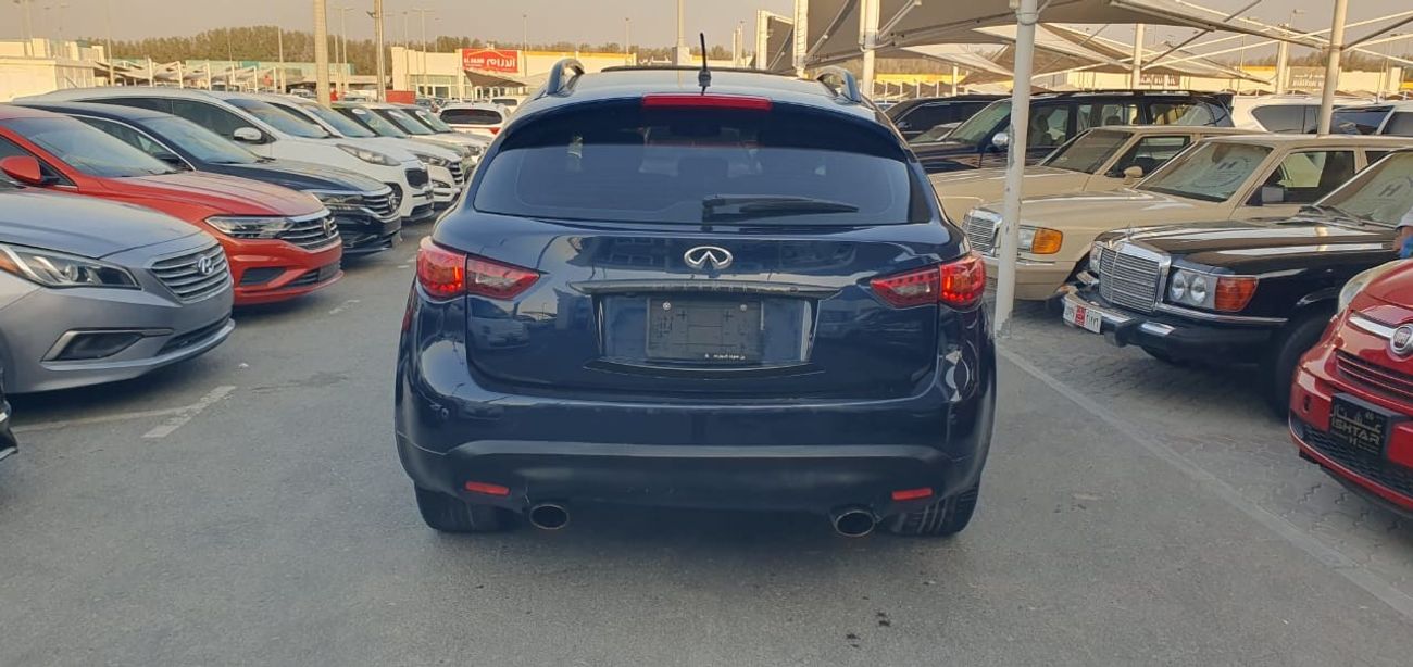 Infiniti QX70 Limited