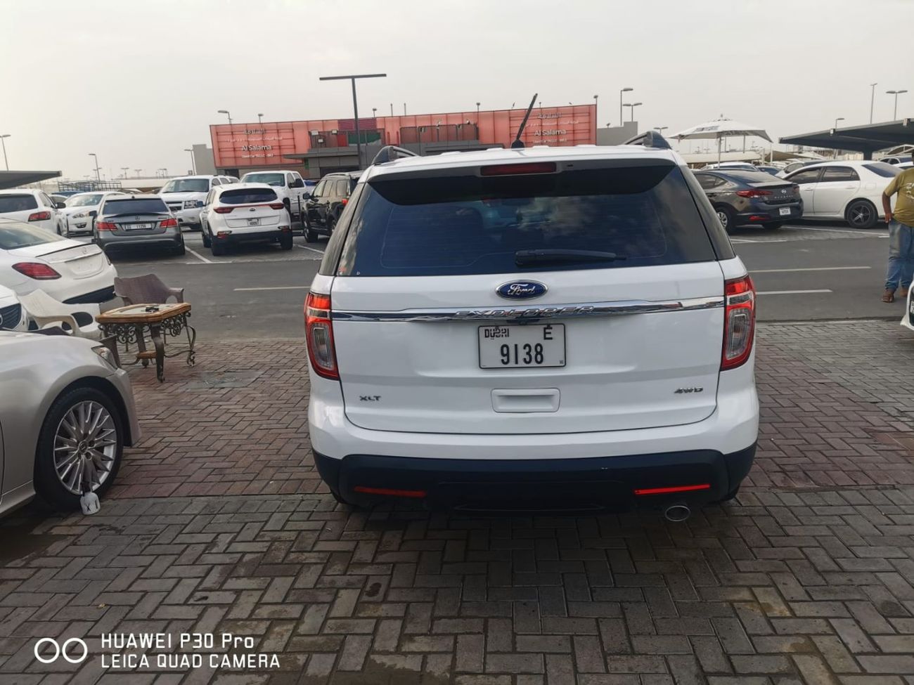 Ford Explorer Std 3.5L 4WD full option, panoramic