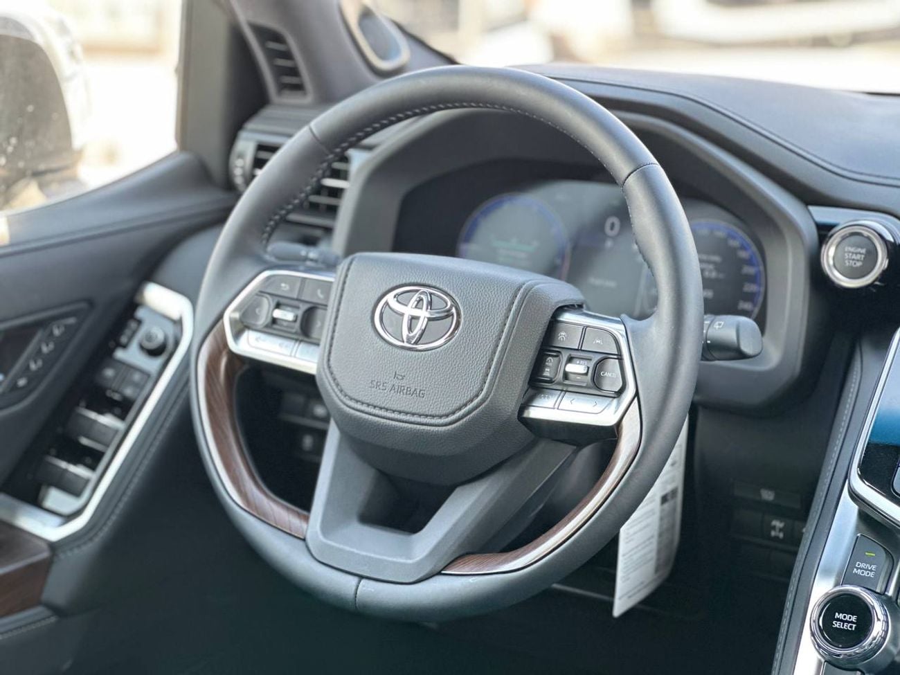 تويوتا لاند كروزر VX 3.5 لتر PTR أوتوماتيك // 2026 // كاملة المواصفات مع رادار، كاميرا 360 درجة، ذاكرة، ومقاعد مدفأة و