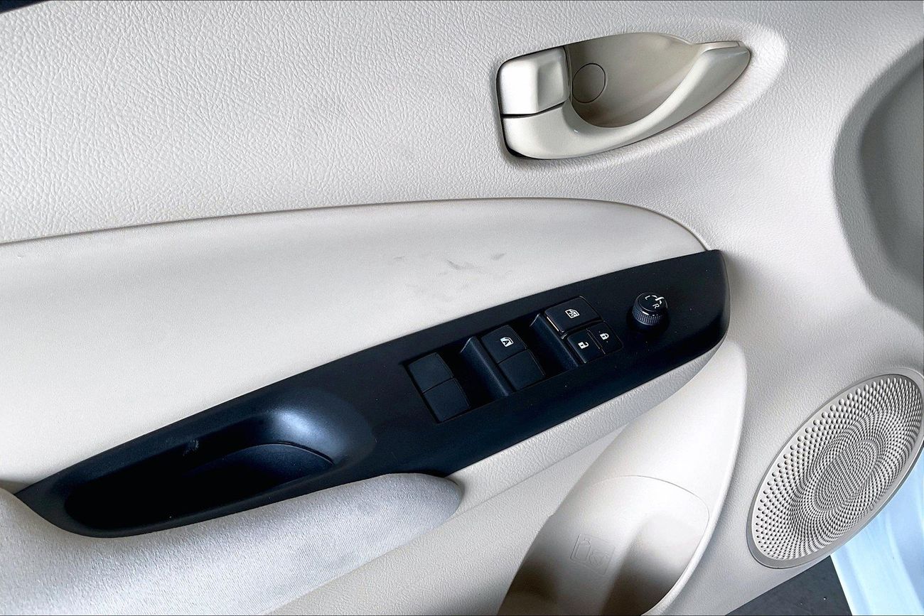 Toyota Yaris SE / E | Guaranteed Warranty | 0 Down Payment