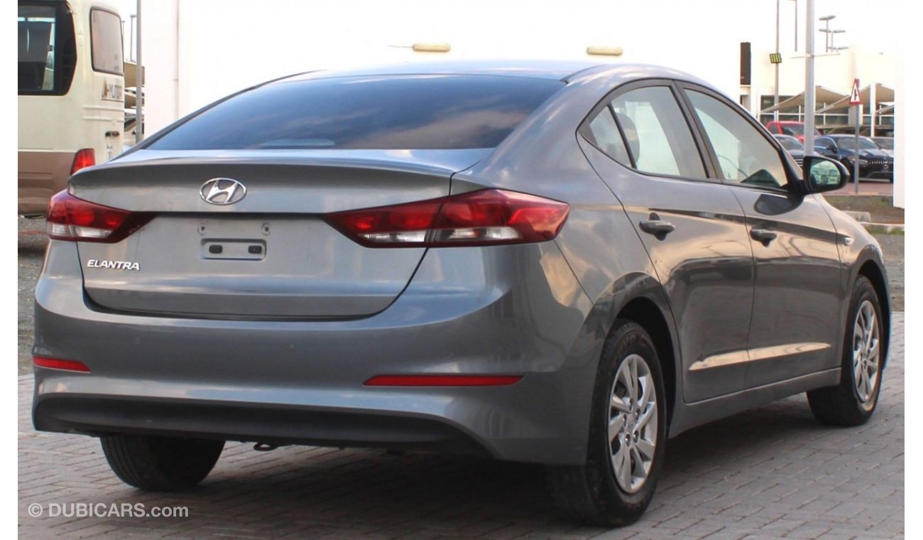 Hyundai Elantra Hyundai Elantra 2018 GCC, in excellent condition