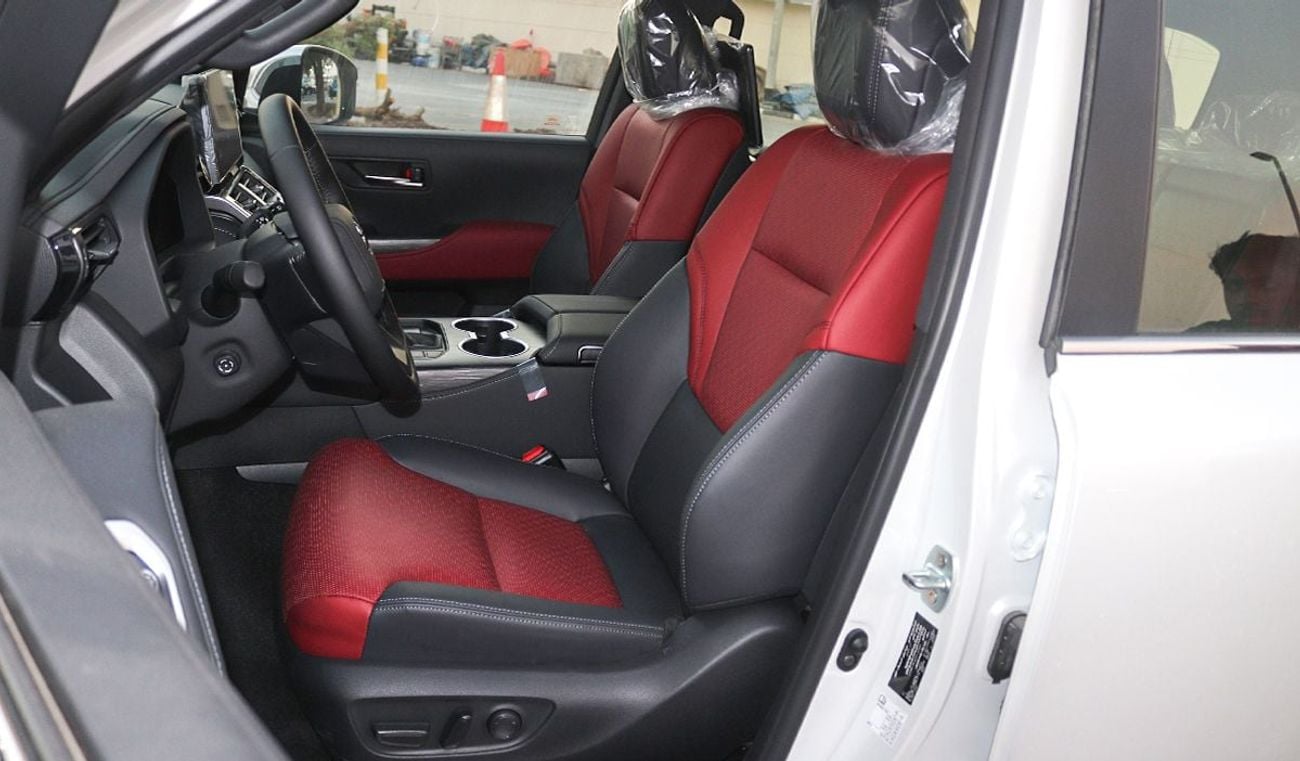 تويوتا لاند كروزر 2025 Model Toyota Land Cruiser (LC300) VXR, 3.3L Turbo Diesel 4WD 10A/T