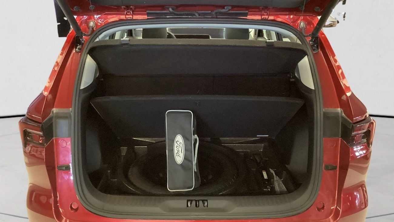 فورد تيريتوري Titanium | شامل الضمان | 0 ﺪﻔﻋﺓ ﺃﻮﻟﻯ