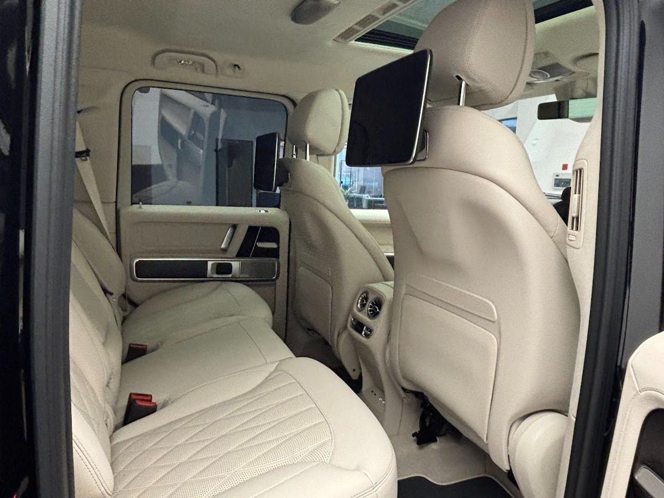 Mercedes Benz G63 AMG 4.0 G63 V8 BiTurbo MHEV AMG SpdS+9GT 4WD Euro 6 (s/s) 5dr (EXPORT ONLY) Right Hand Drive