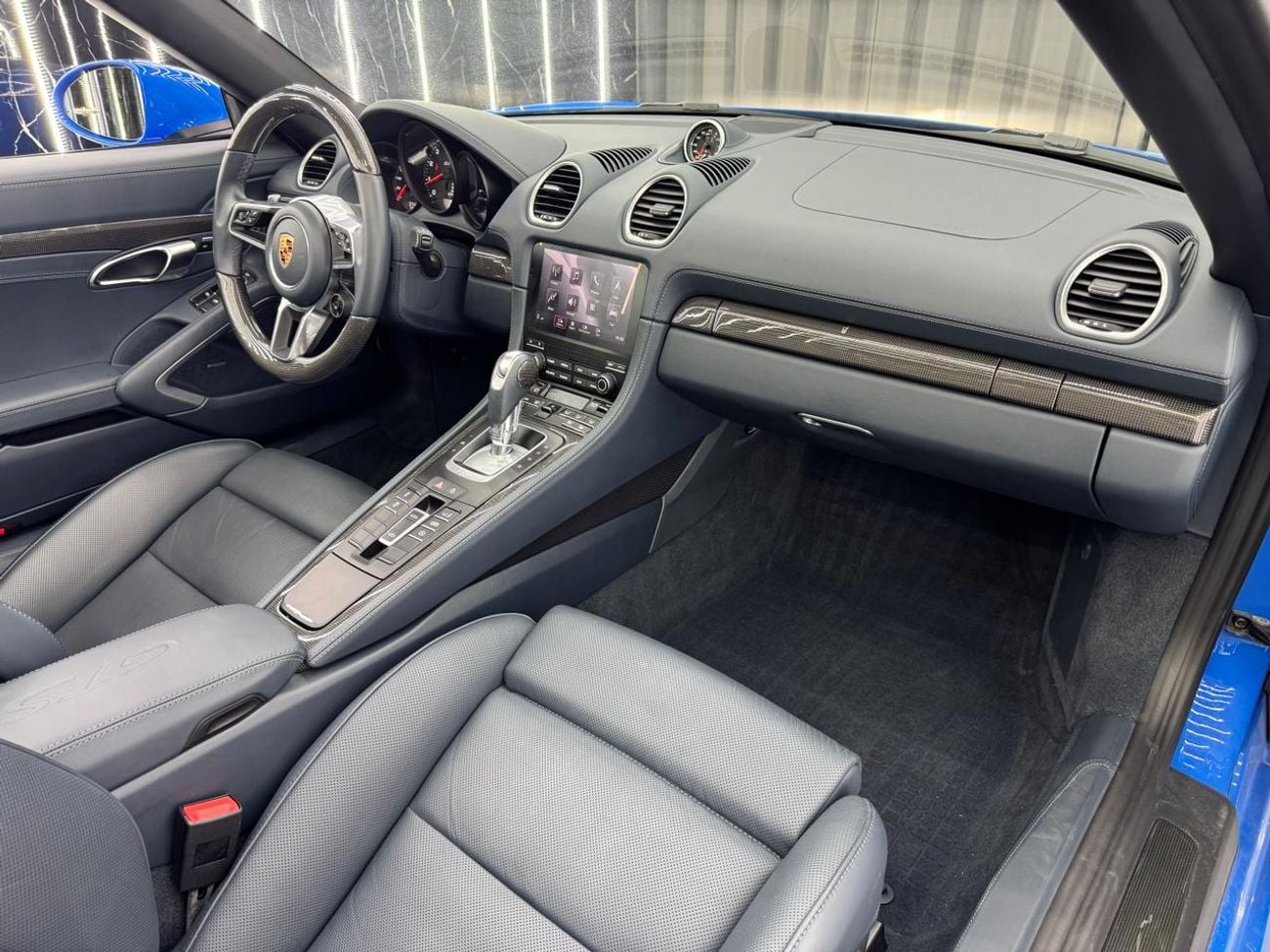 Porsche 718 Boxster GTS 4.0L A/T
