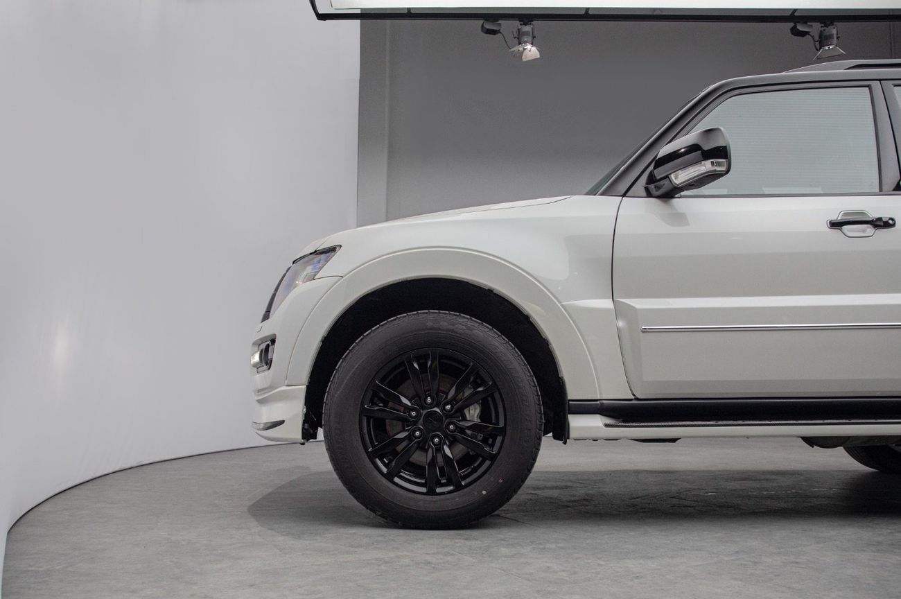 Mitsubishi Pajero Signature Edition