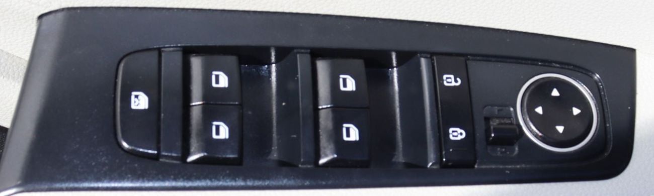 Kia Carens Smartstream 1.5L A/T -KIA CARENS 2023 - GCC - 4(V) - Accident-free -7 Seats -In excellent condition