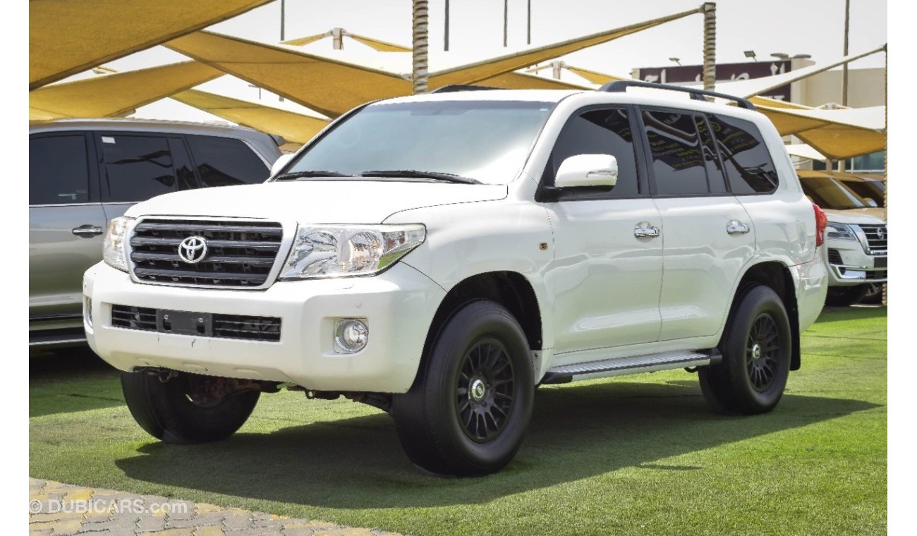 Toyota Land Cruiser Gcc first owner