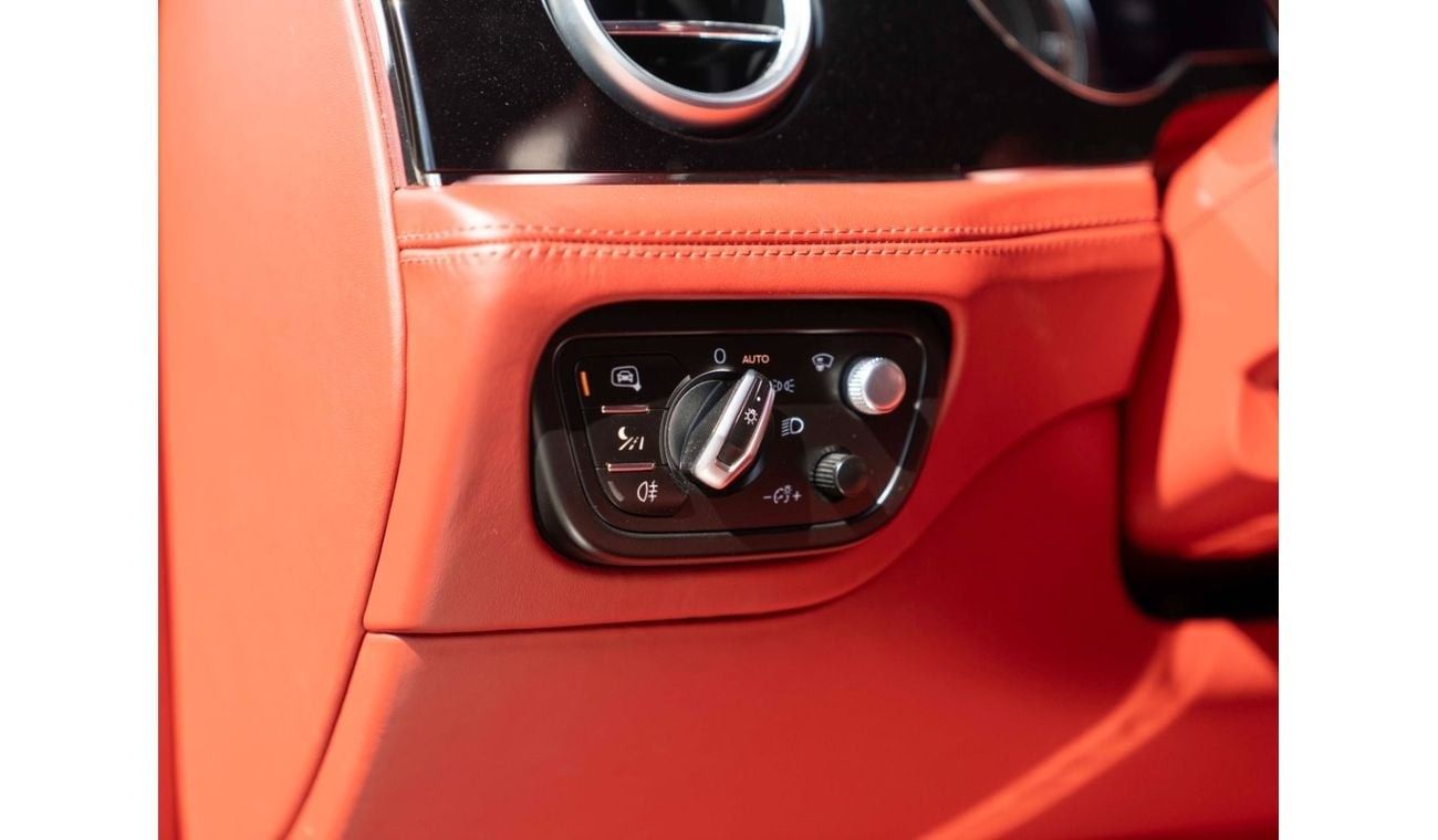 بنتلي بينتايجا W12 Mulliner