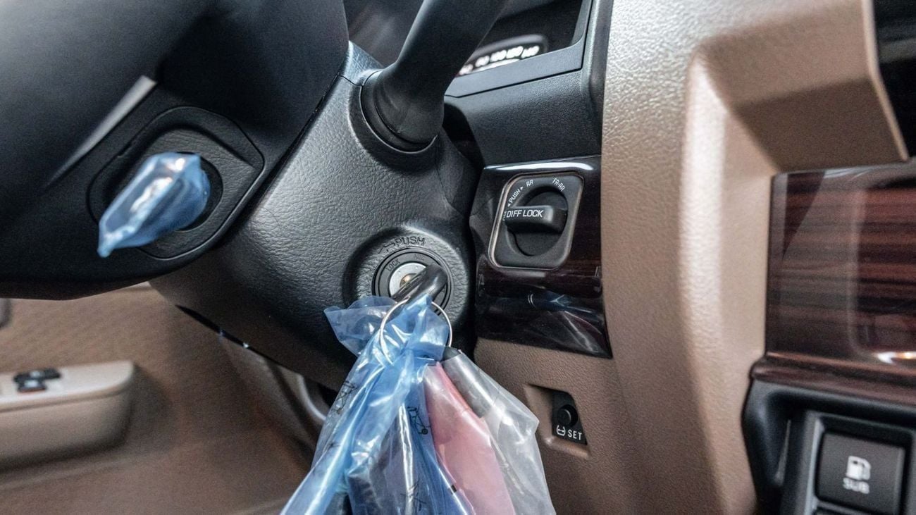 تويوتا لاند كروزر بيك آب 2026 Toyota Land Cruiser LC 79 2.8L MT Diesel (Beige-Brown)