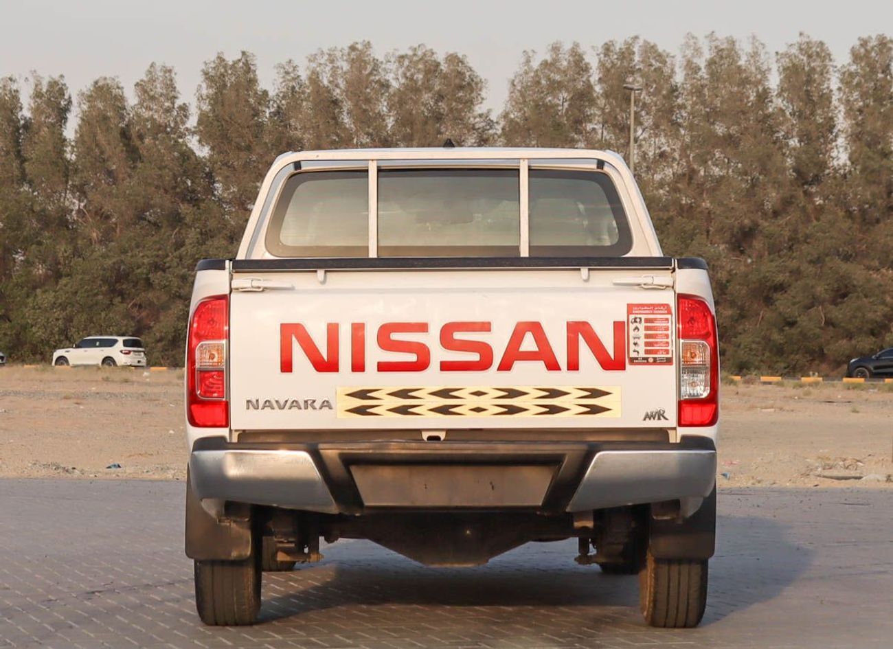 Nissan Navara Std 2.5L RWD M/T Nissan Navara 2022 2.5L RWD Manual GCC Accident-Free, In Excellent Condition, 769 P