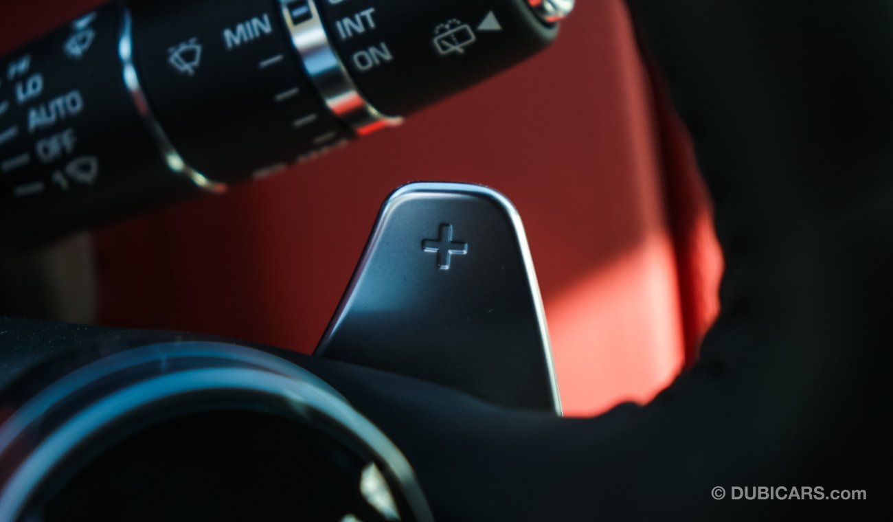 Land Rover Range Rover full options 3DVD (BLACK EDITION) 2020 include costumes