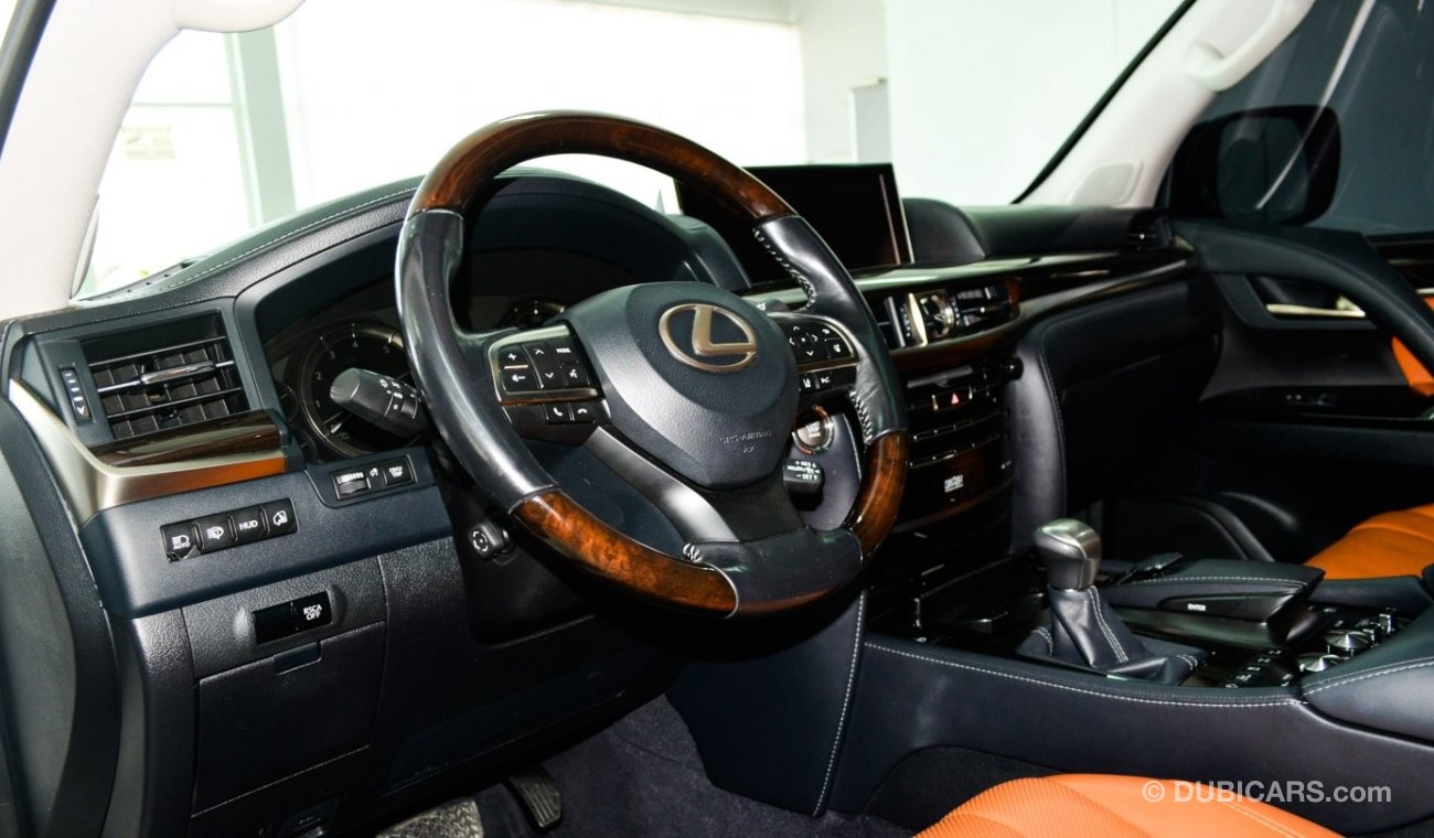 Lexus LX570