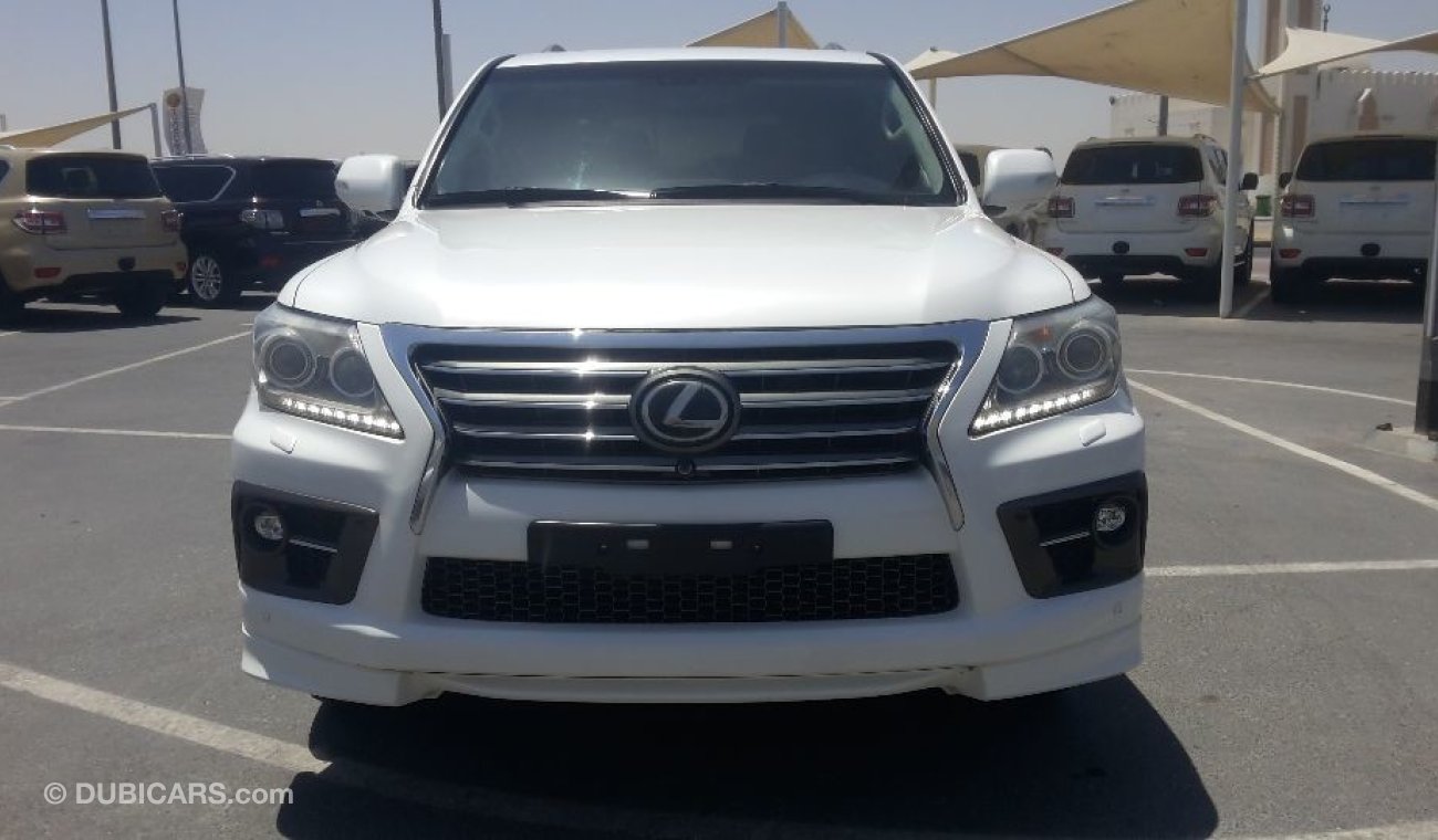 Lexus LX570