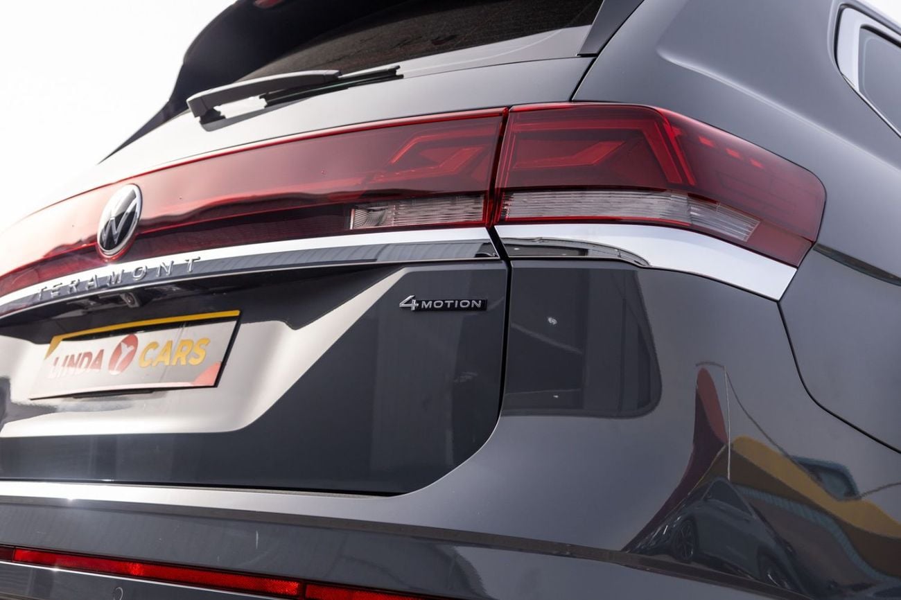 فولكس واجن تيرامونت R LINE Volkswagen Teramont R-Line 2024 GCC | Agency Warranty | Service Contract