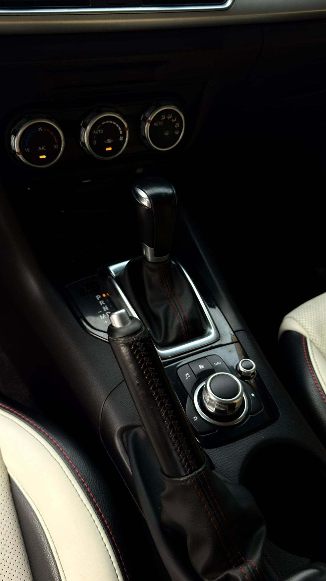 مازدا 3 Comfort Plus 2.0L