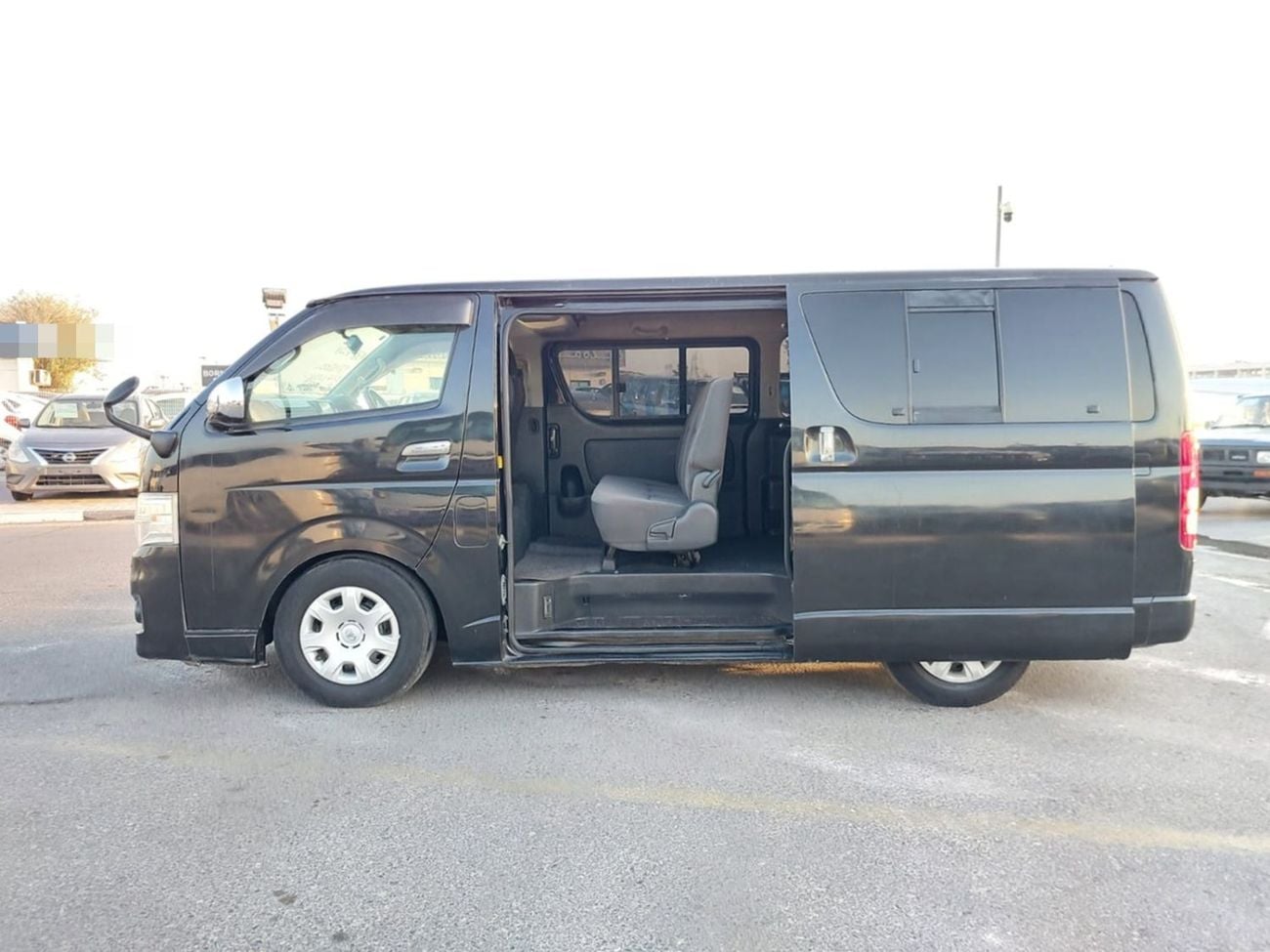 Toyota Hiace 2011 TOYOTA HIACE VAN RHD PETORL AUTOMATIC 2.0 CC(PM46101)