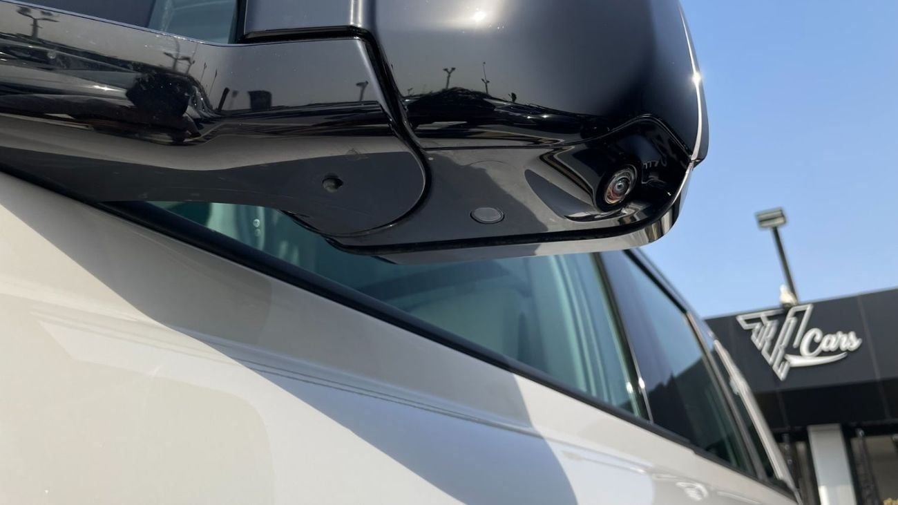 لاند روفر ديفندر 2026 Land Rover Defender P400 110 HSE X-DYNAMIC WARRANTY 5 YEARS