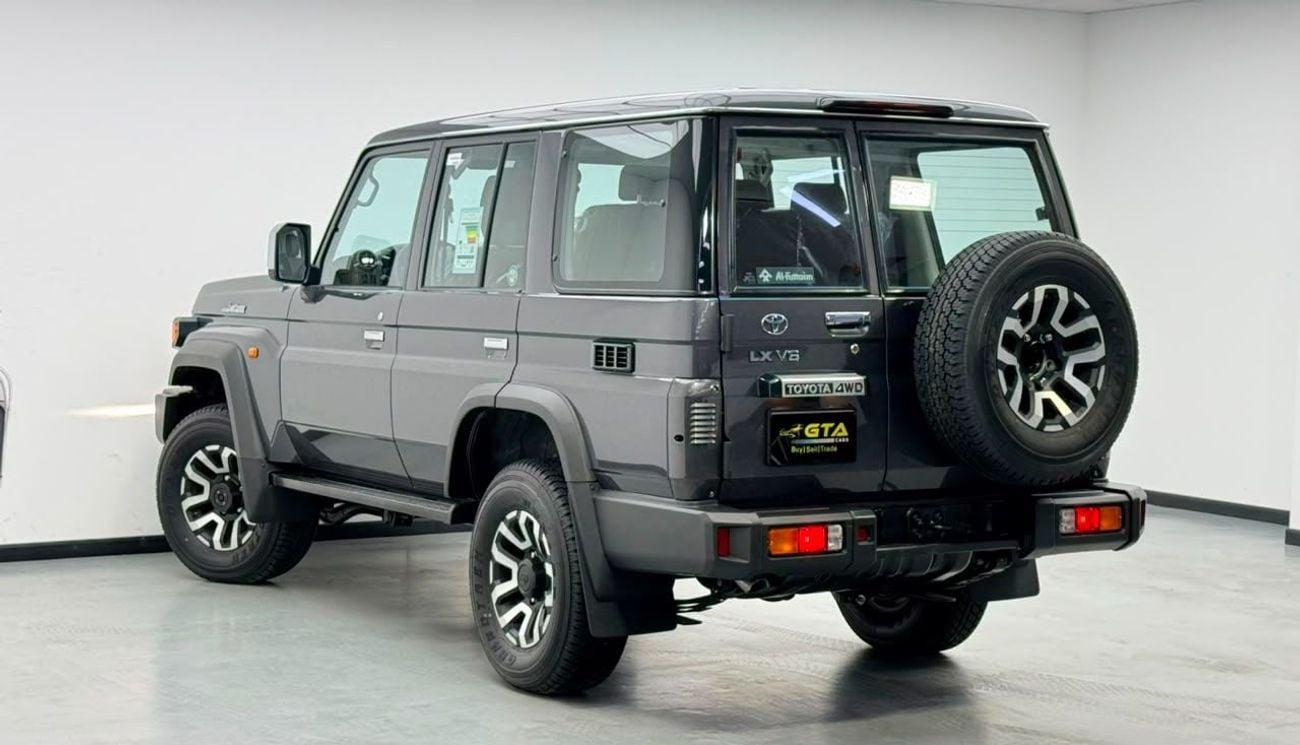 تويوتا لاند كروزر 70 2026 Toyota Land Cruiser LX, Toyota Warranty+Service Contract Till 16/07/2030, Brand New, GCC Specs