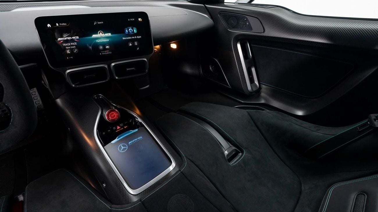 مرسيدس بنز ايه ام جي ون - 2023 - Euro Specs