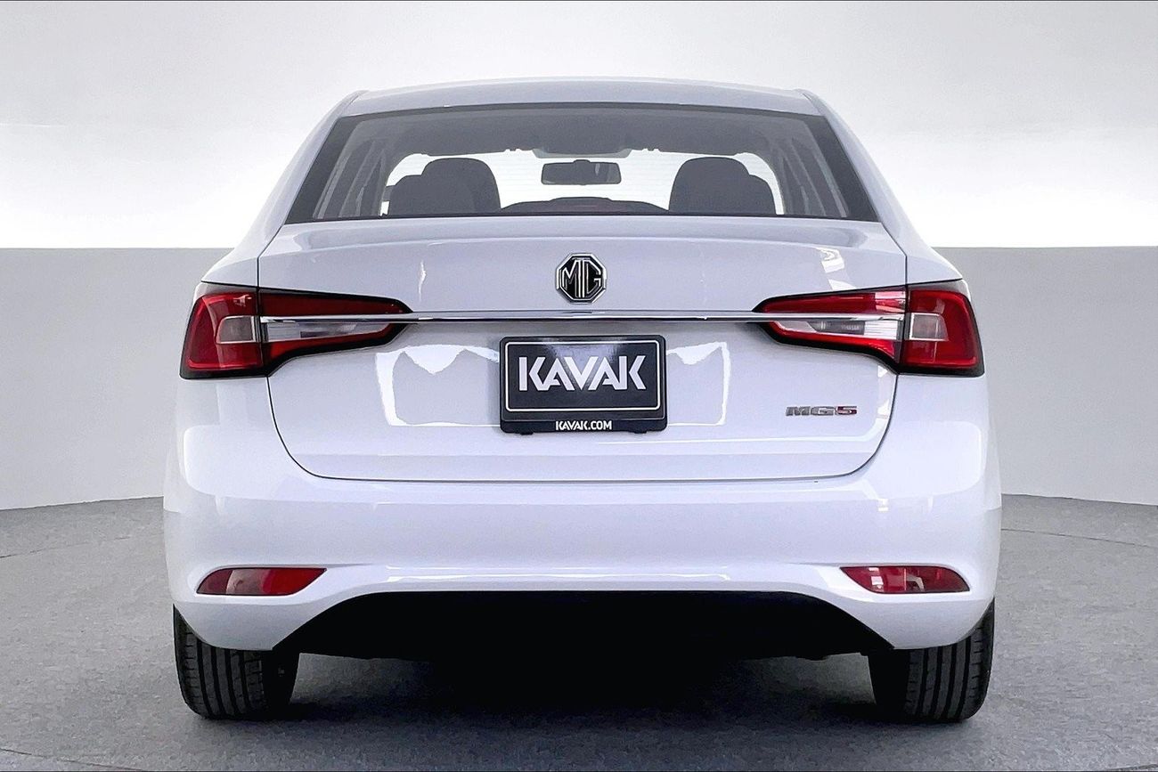 ميتسوبيشي مونتيرو سبورت GLX | ضمان مجاني لمدة عام | 0 دفعة أولى