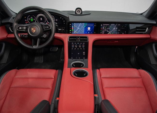 Porsche Taycan 4S, миниатюра 28