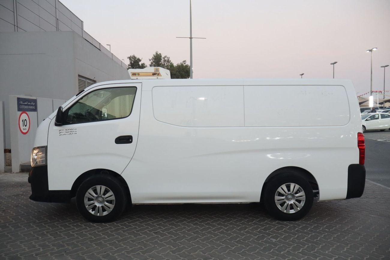 Nissan Urvan STD 3-Seater Automatic (4-Door)