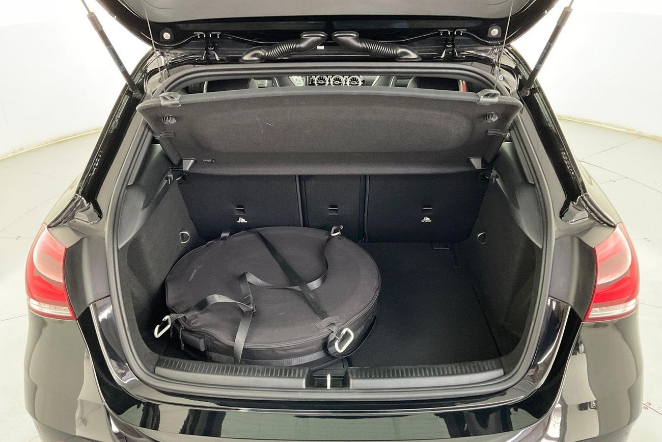 Mercedes-Benz A 250 Premium +