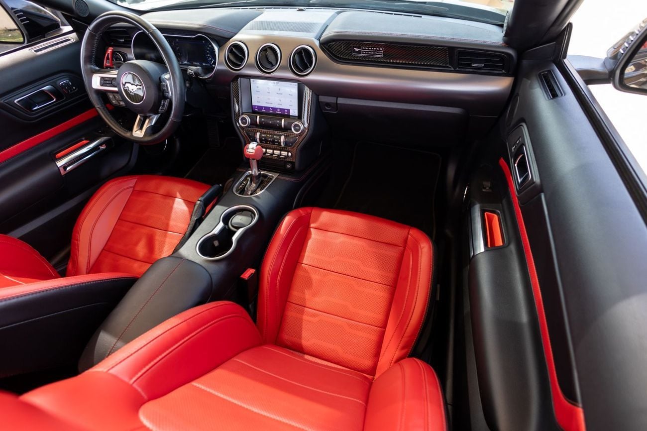 Ford Mustang GT Premium 5.0L V8