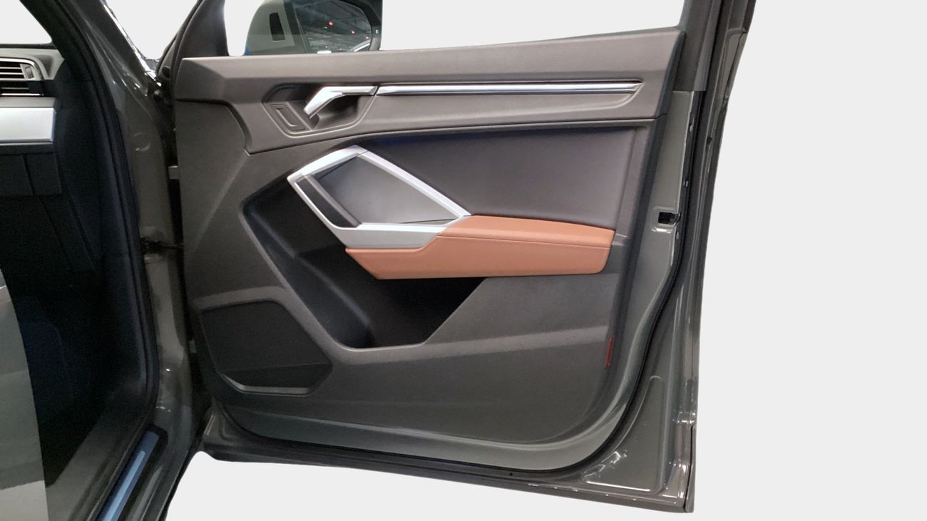 Audi Q3 35 TFSI | upto AED 20,000 Ramadan Discount | Guaranteed Warranty | 0 Down Payment