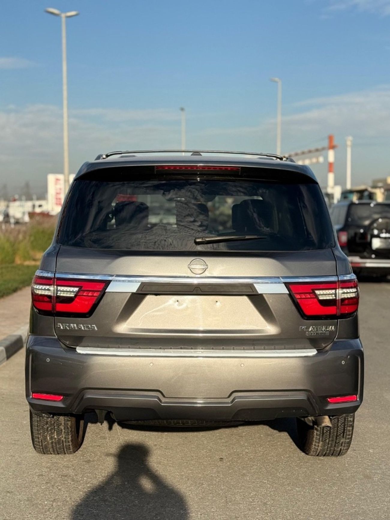 نيسان أرمادا Nissan Armada Platinum Full Option