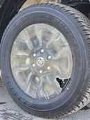 Toyota Hilux ADVENTURE 4.0L V6 A/T FULL OPTION DOUBLE CABIN PICKUP