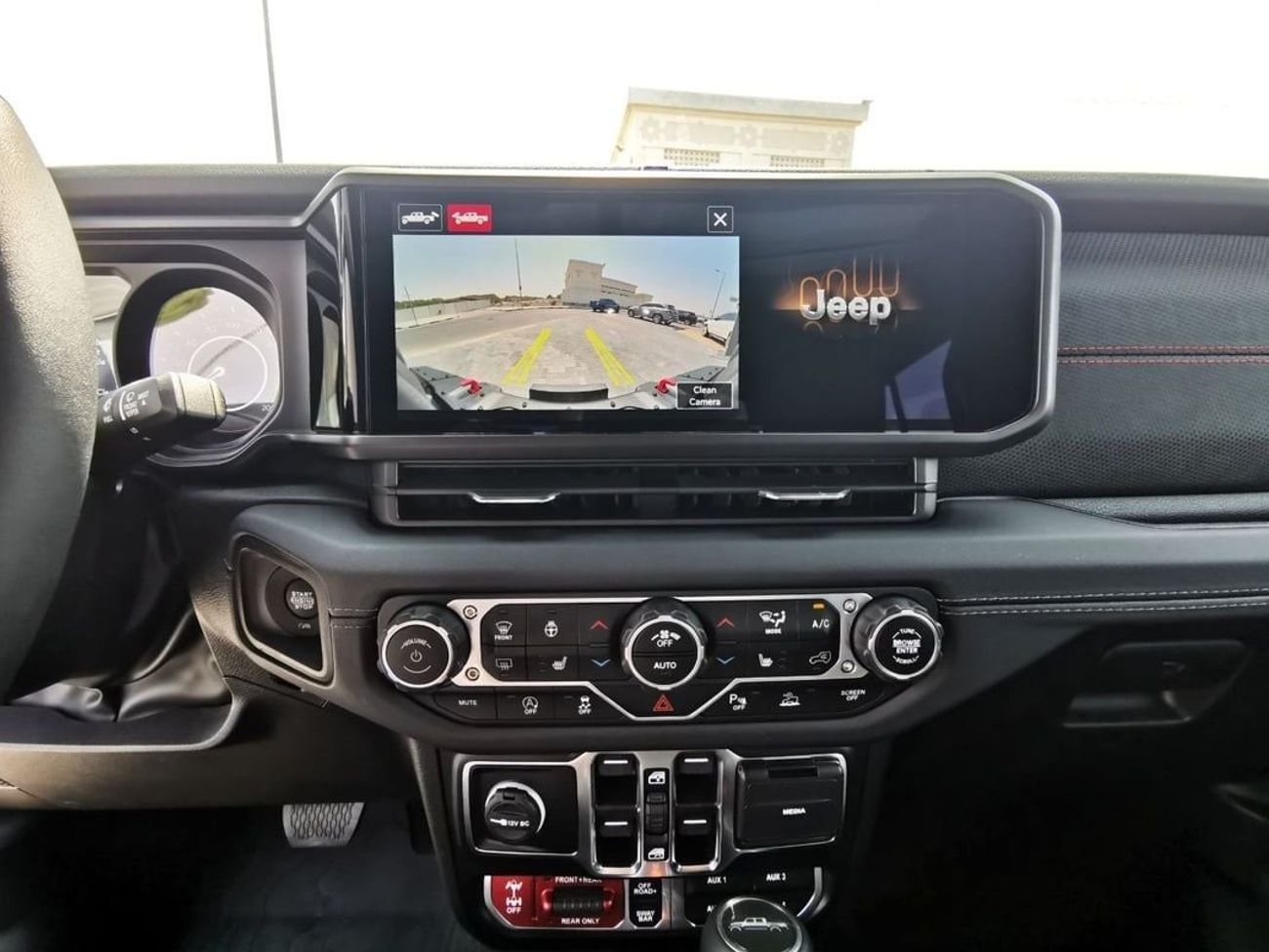 جيب جلادياتور Jeep Gladiator Rubicon - 2024 - Green