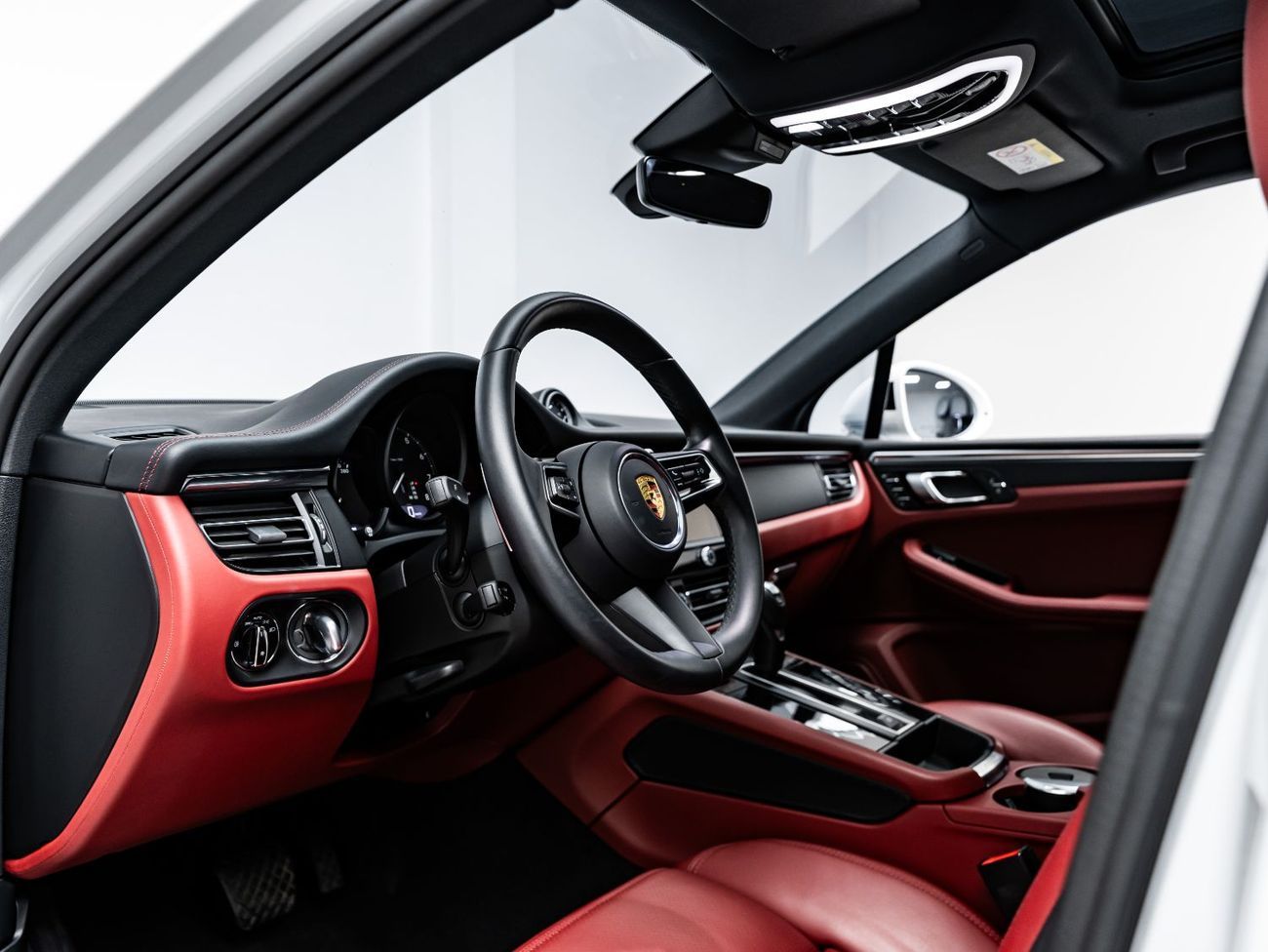 بورش ماكان Std 2.0L (252 HP)