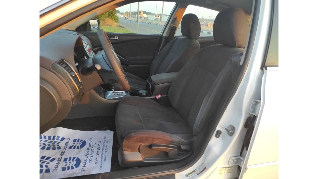 Nissan Altima Nissan Altima 2012 V4 2.5 full automatic