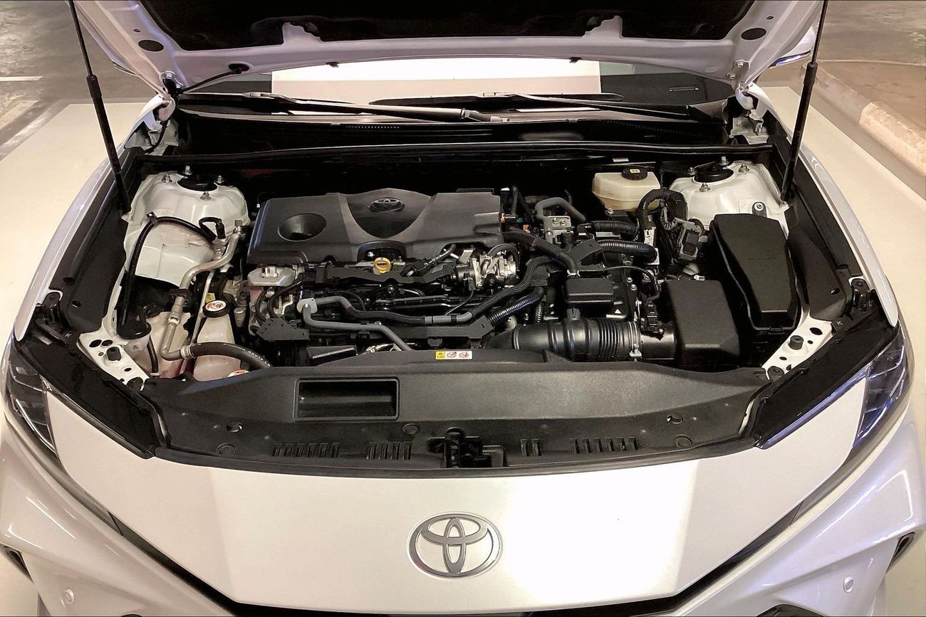 تويوتا كامري XLE | شامل الضمان | 0 ﺪﻔﻋﺓ ﺃﻮﻟﻯ