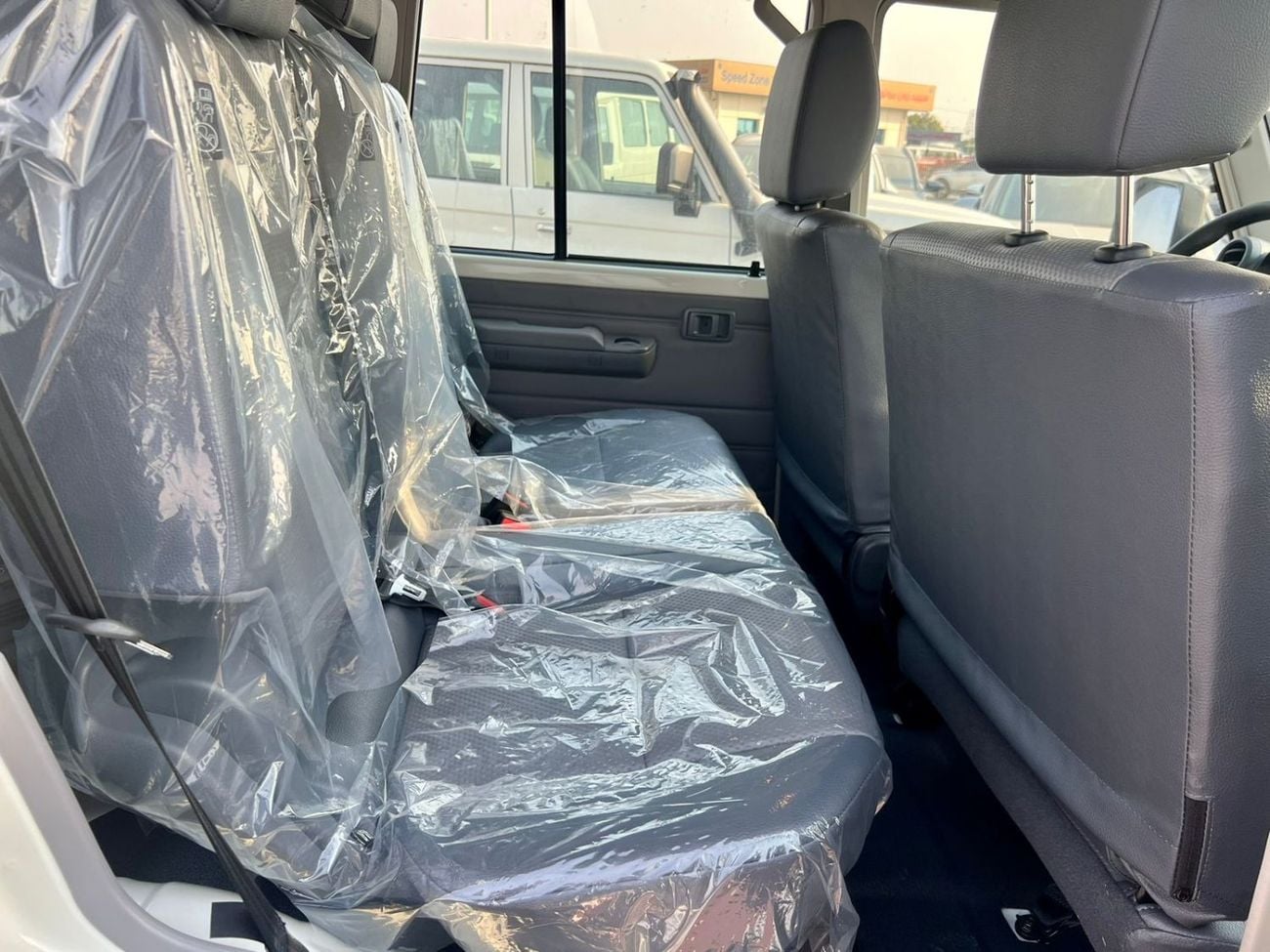 تويوتا لاند كروزر 76 Toyota Land Cruiser LC 76 4.2 LX 2025