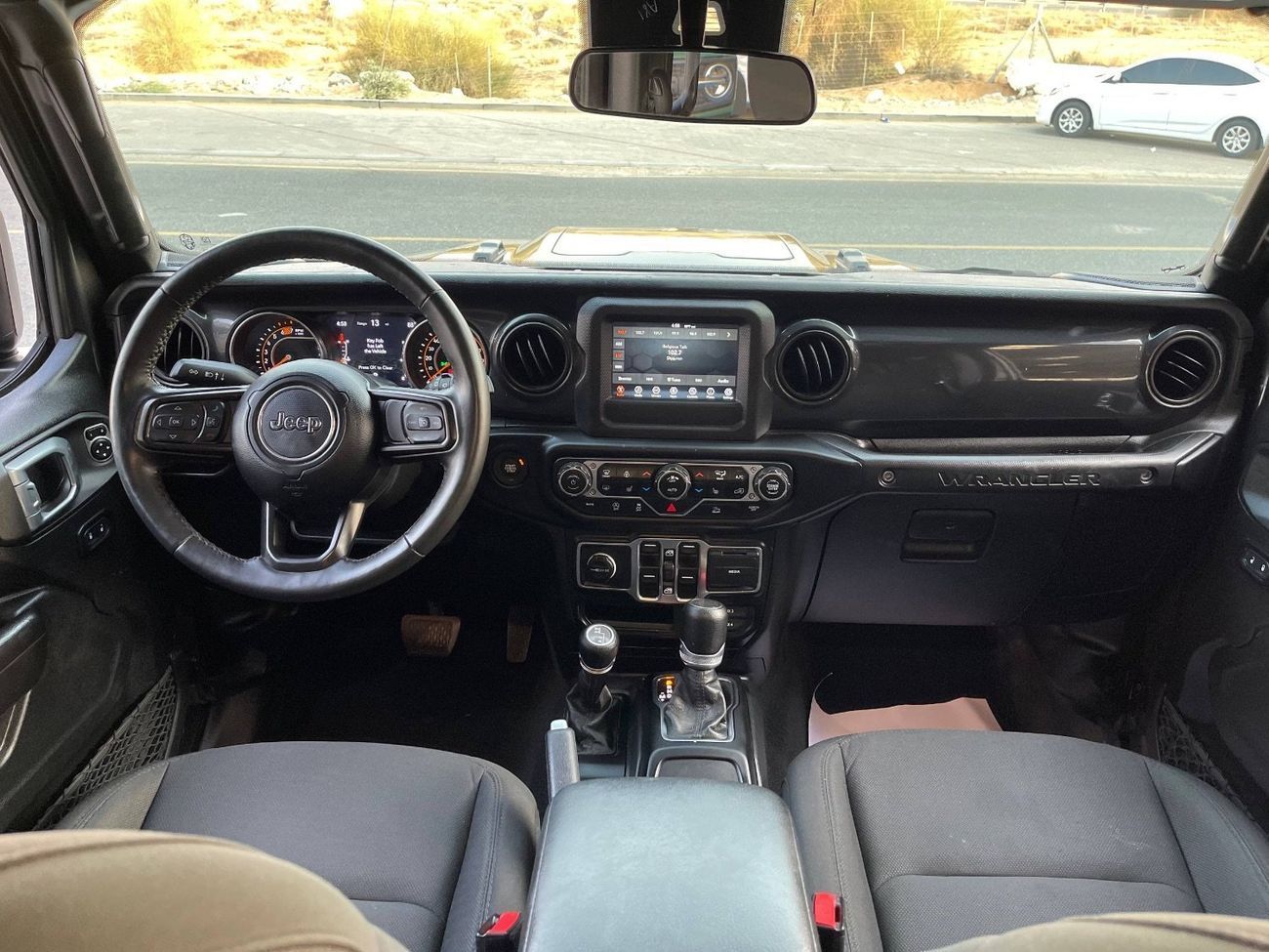 Jeep Wrangler Sport 3.6L M/T 3.6L V6 / LOW MILEAGE / HURRICANE LIFT KIT / LENSO RIMS / IN PERFECT CONDITION