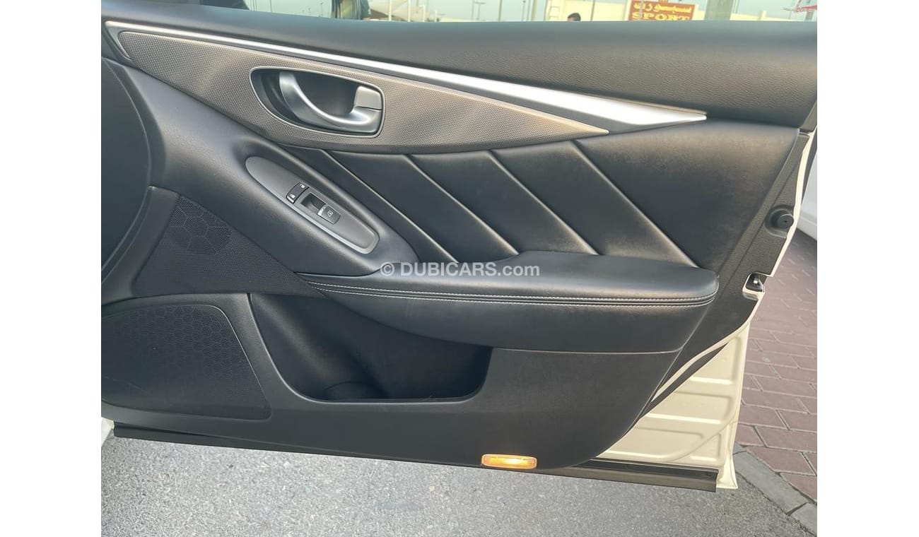 Infiniti Q50 Premium Infiniti Q50_Gcc_2016_Excellent_Condition _Full option